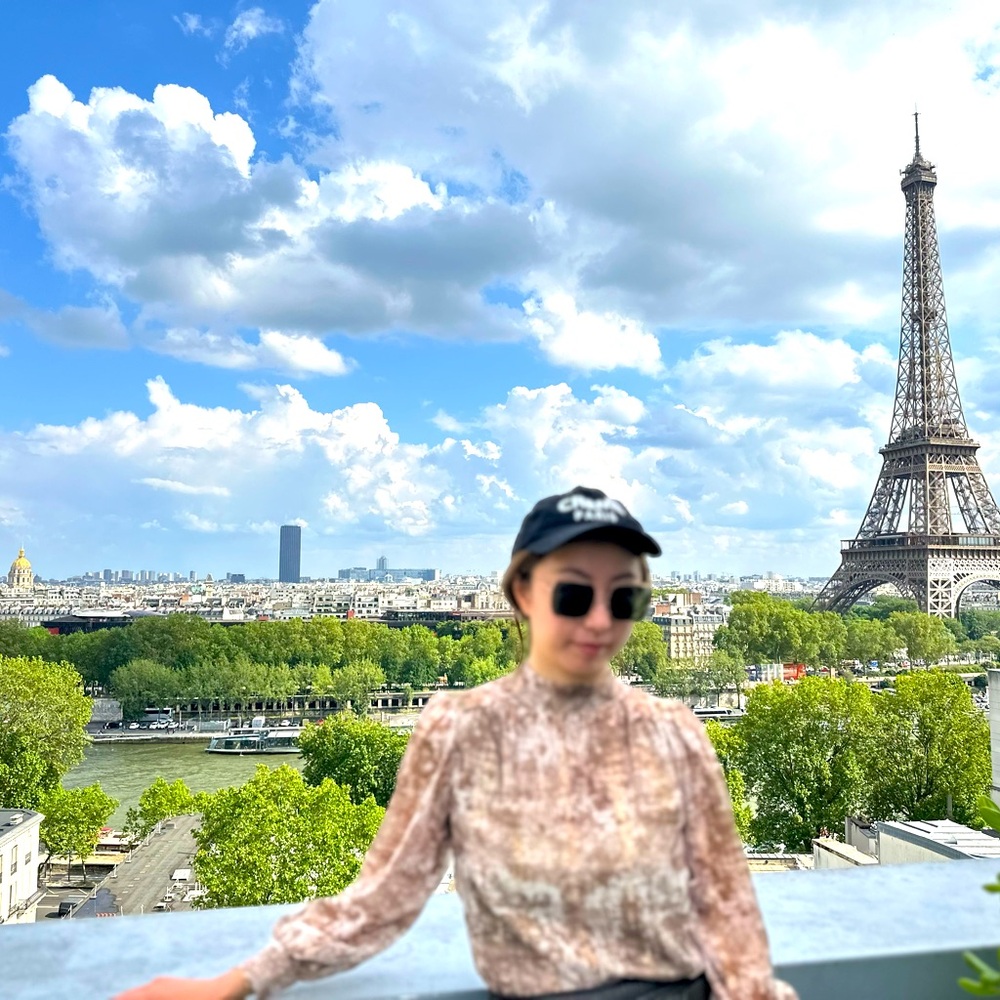 Meet your Posher, Vivian